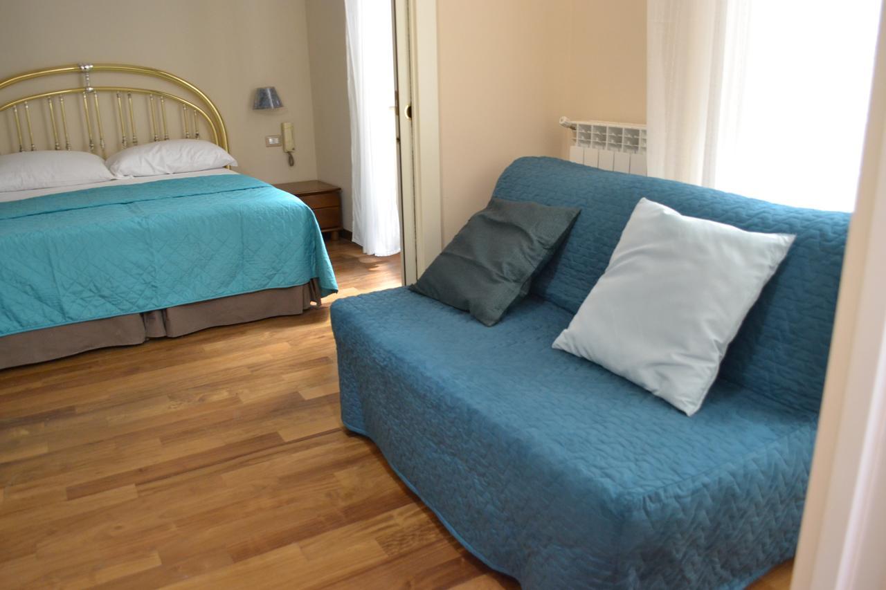 Le Stanze Di Dolly Bed and Breakfast Νάπολη Εξωτερικό φωτογραφία