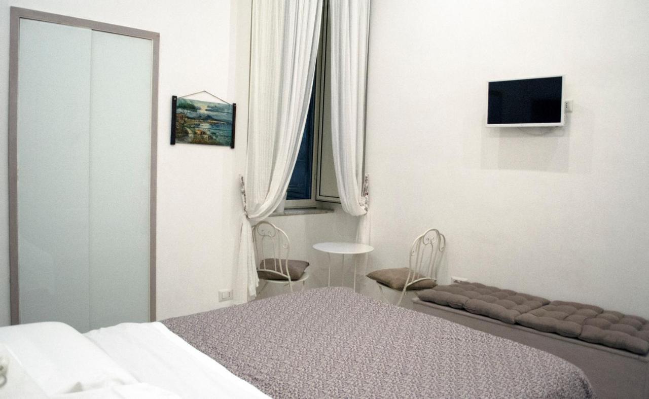 Le Stanze Di Dolly Bed and Breakfast Νάπολη Εξωτερικό φωτογραφία